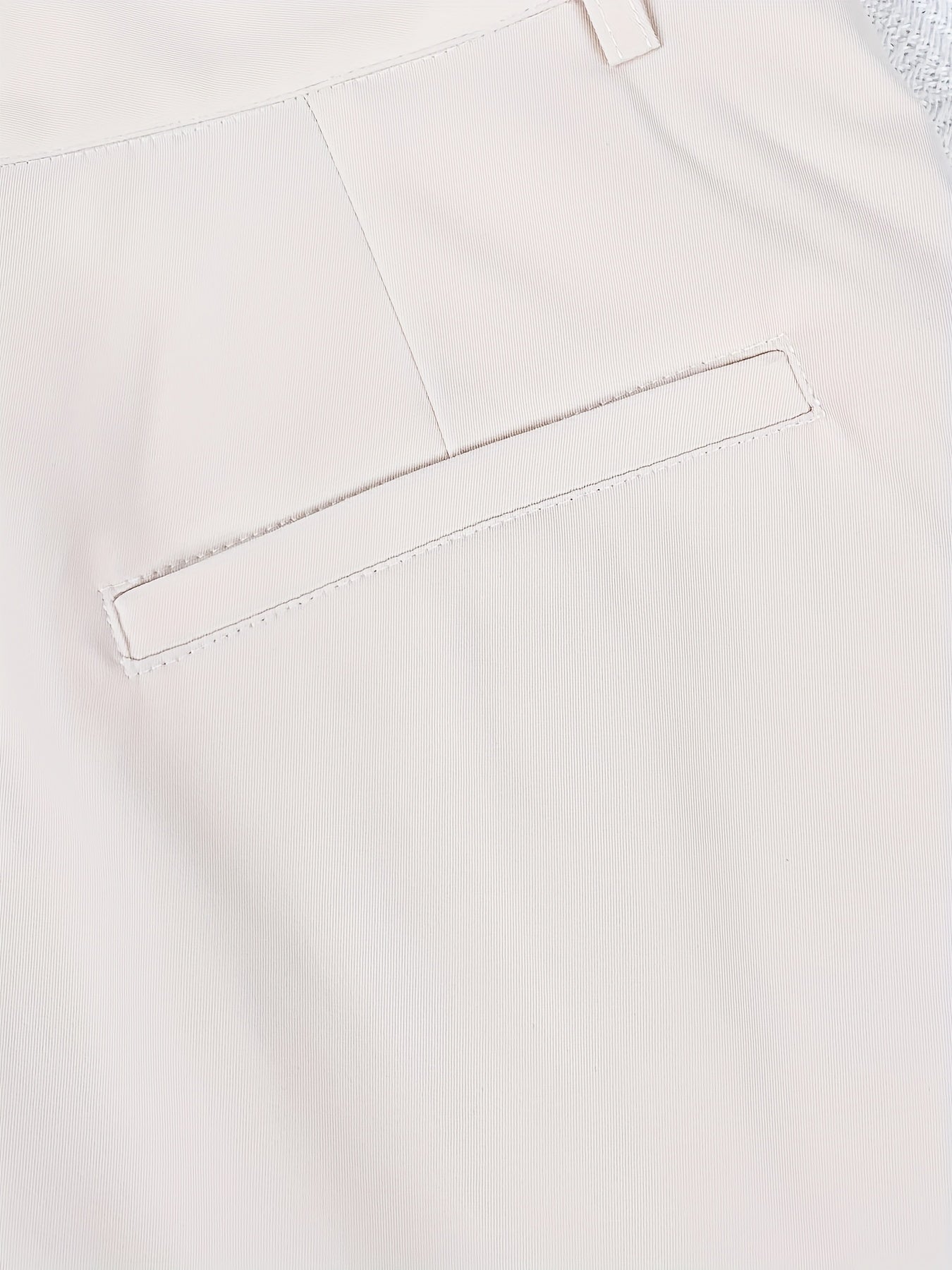 [Solid Color Casual Shorts] Stylish Solid Color Casual Shorts